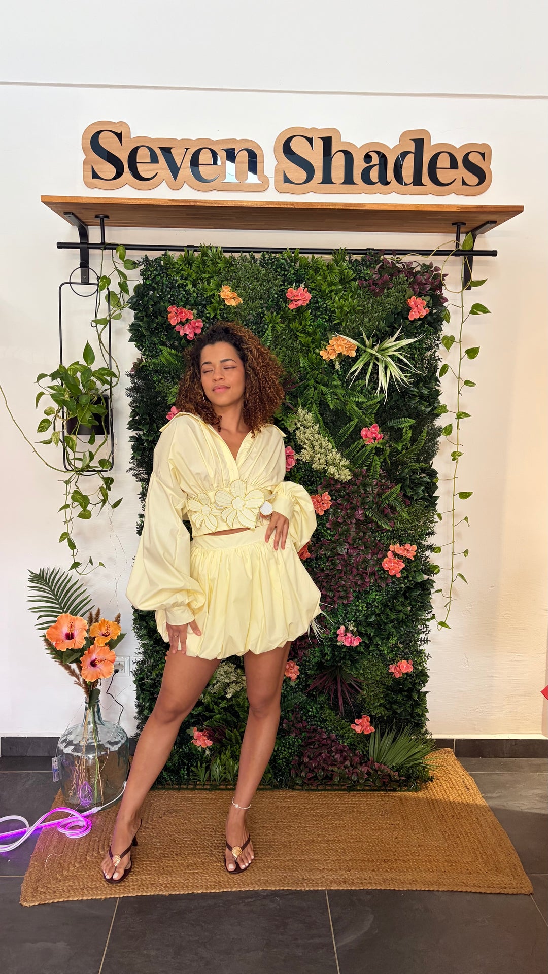 Ensemble ÉLISABETH chemise & jupe boule jaune – Seven Shades Réunion